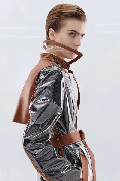 Look 5